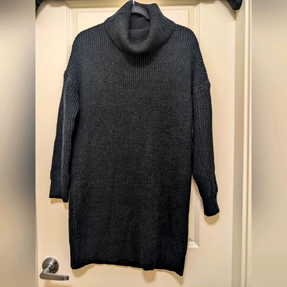 Plenty Monk & Lou Black sweater dress in size small